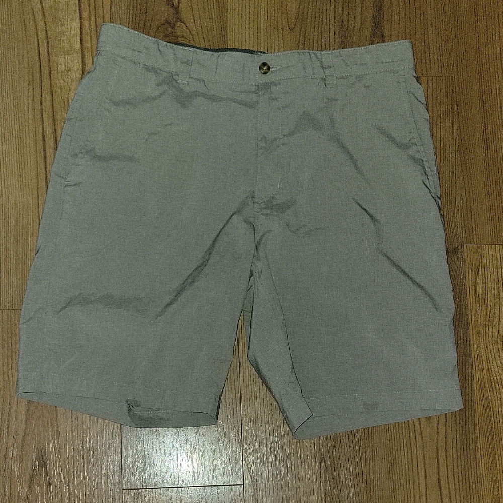 Hogan Men's Light Gray Flat Front Shorts